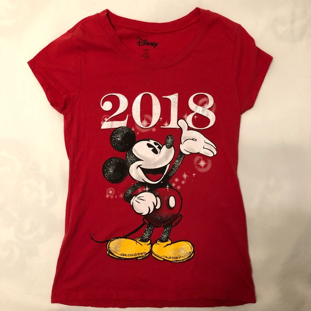 Women’s Disney 2018 Mickey Mouse Shirt Large